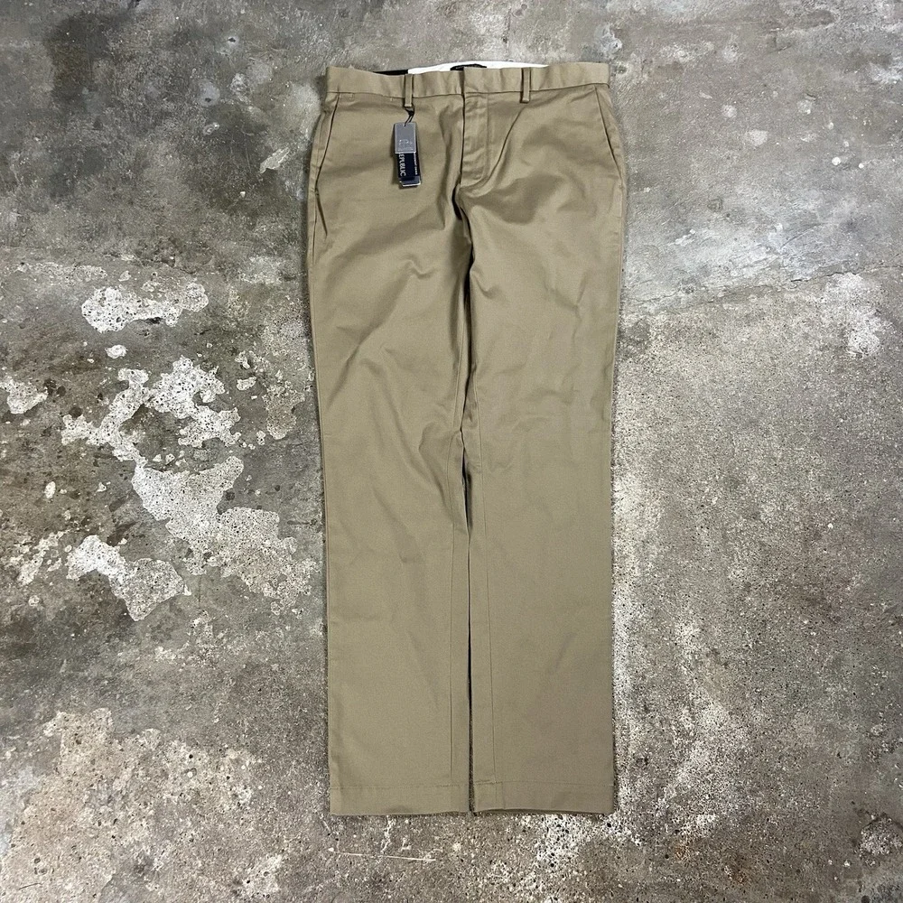 NWT Banana Republic Rapid Movement Chino Pants Size 34x34 Tan Khaki Casual Wear